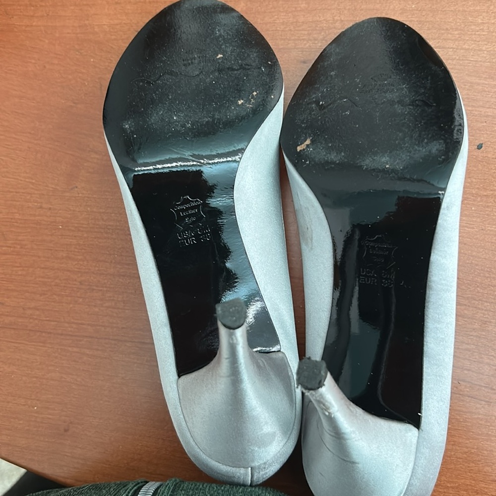Cinderella Rhinestone heels - Picture 5 of 5